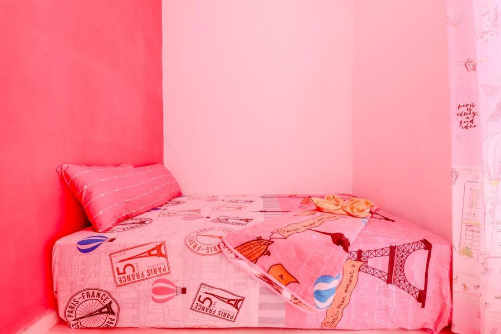 Pinky Guest House Syariah Kota Batu באטו מראה חיצוני תמונה