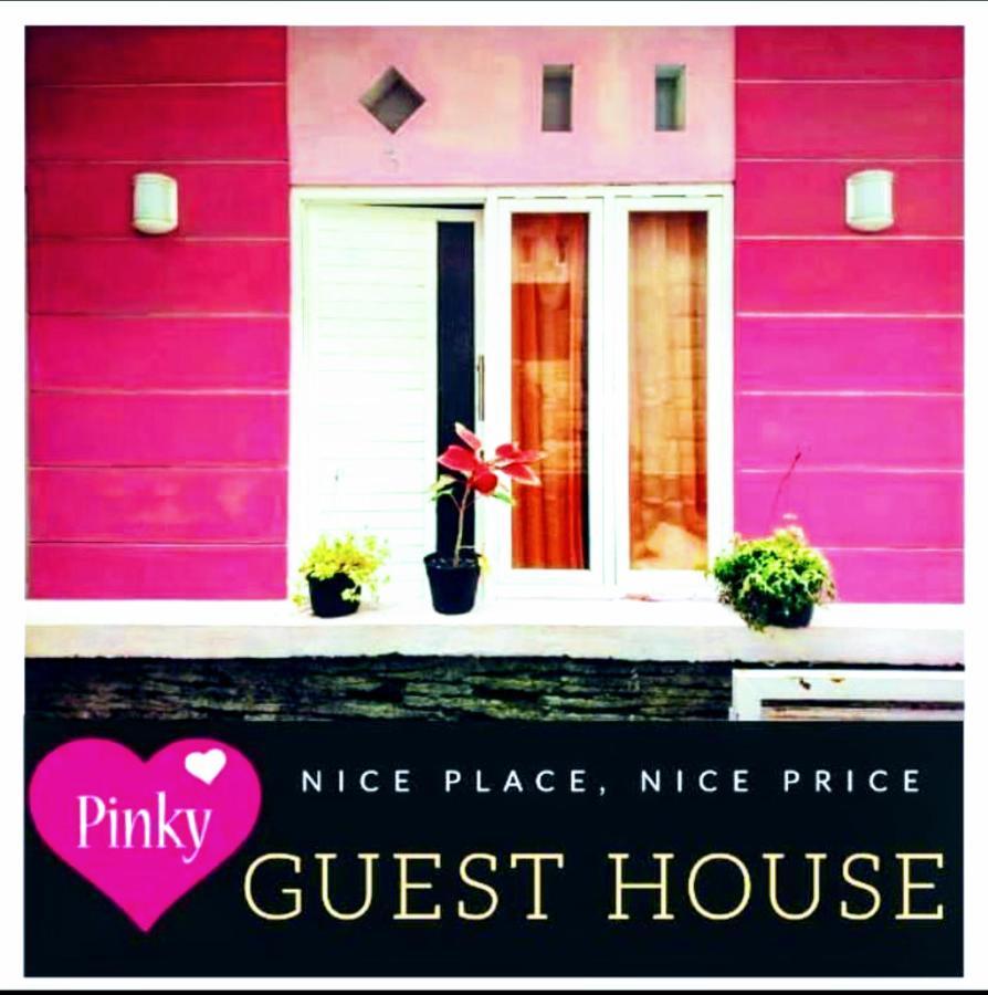 Pinky Guest House Syariah Kota Batu באטו מראה חיצוני תמונה