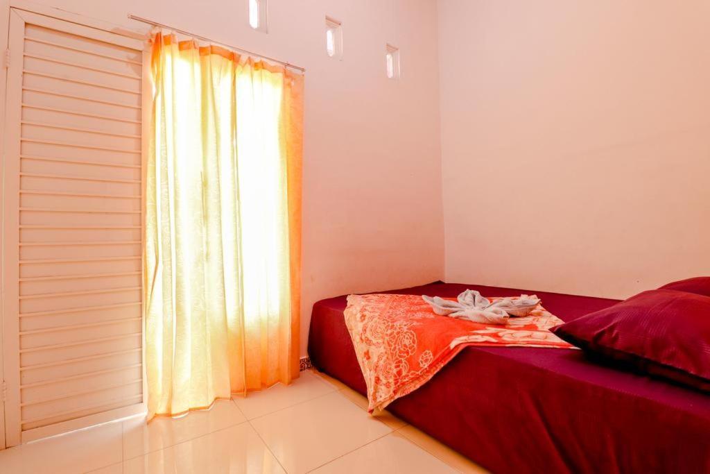 Pinky Guest House Syariah Kota Batu באטו מראה חיצוני תמונה