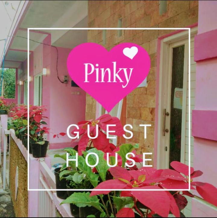 Pinky Guest House Syariah Kota Batu באטו מראה חיצוני תמונה
